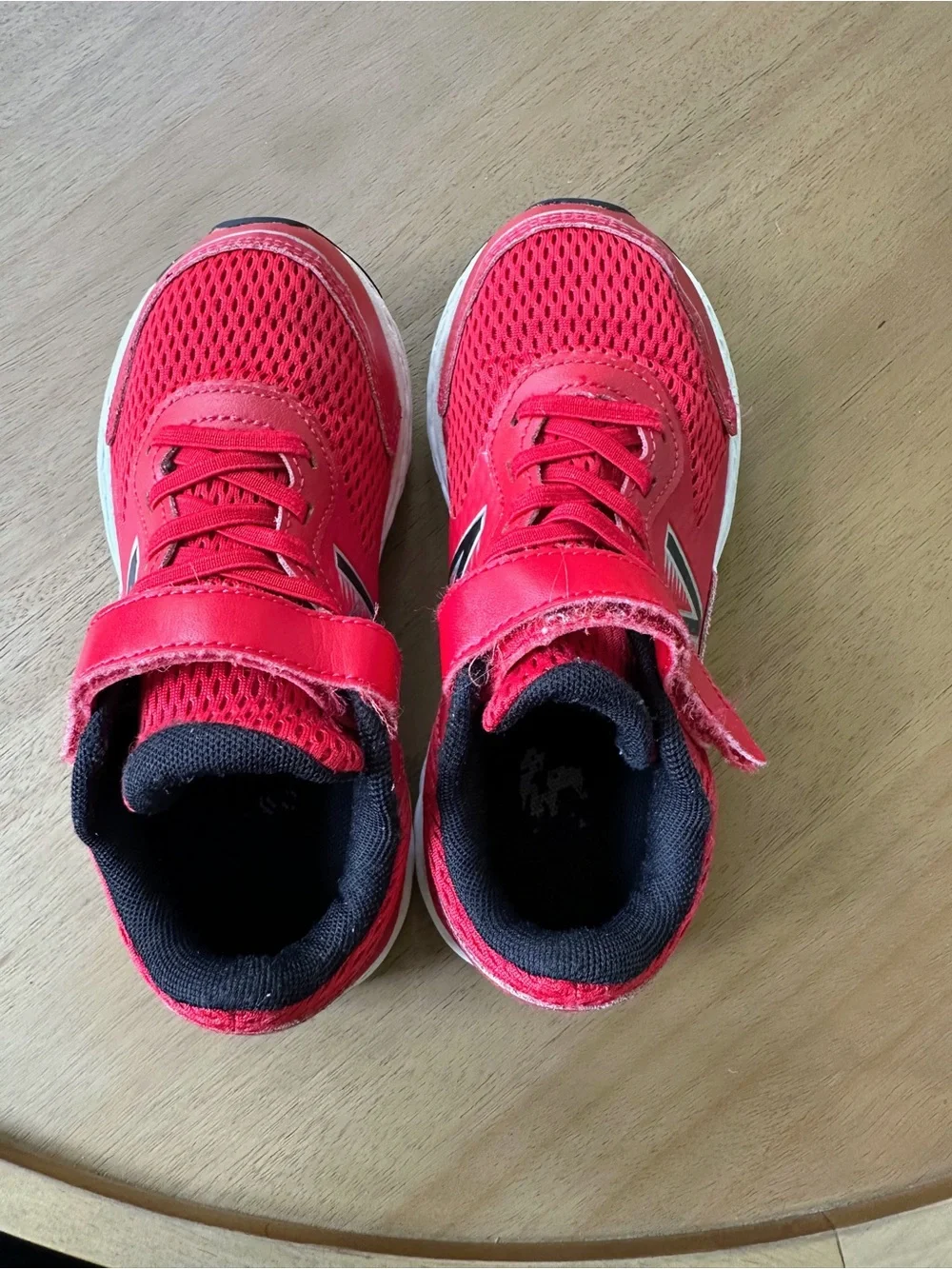 New Balance Rave Run V2 Kids Running Shoes, Size 1 Little Kid, Red